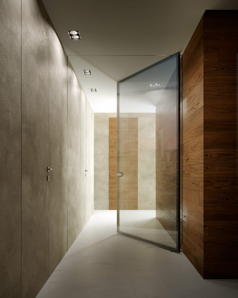 Porta in vetro a bilico Modello Total Biglass Garofoli