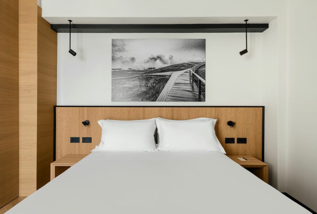 boiserie e coordinati garofoli hotel lusso a numana